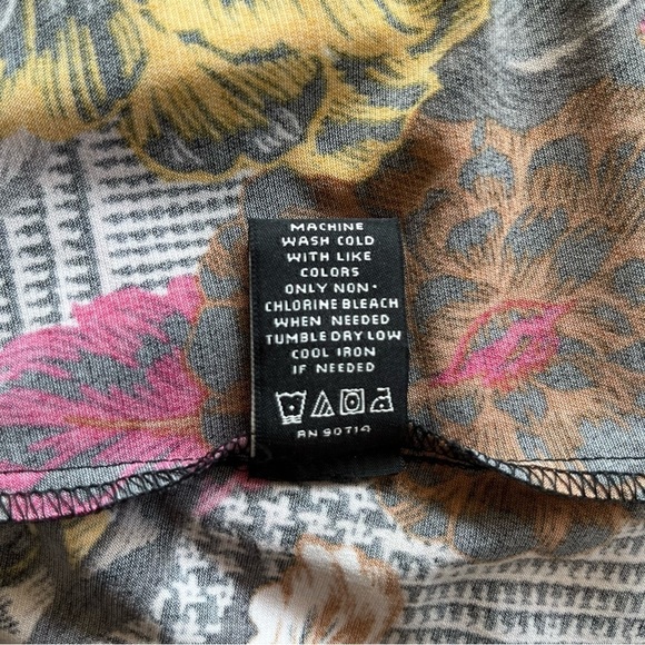 MSK Bell Sleeve Floral Print Dress - Picture 7 of 7